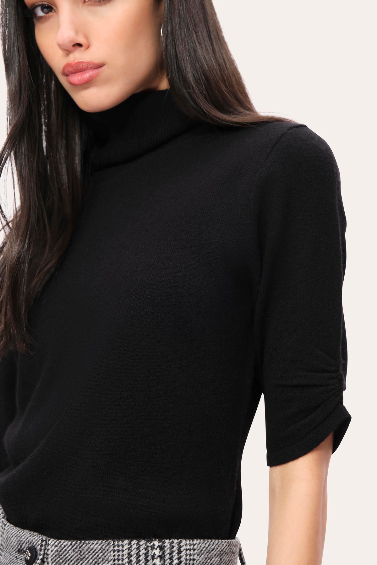 Elie Tahari Cash-Wool Sweater