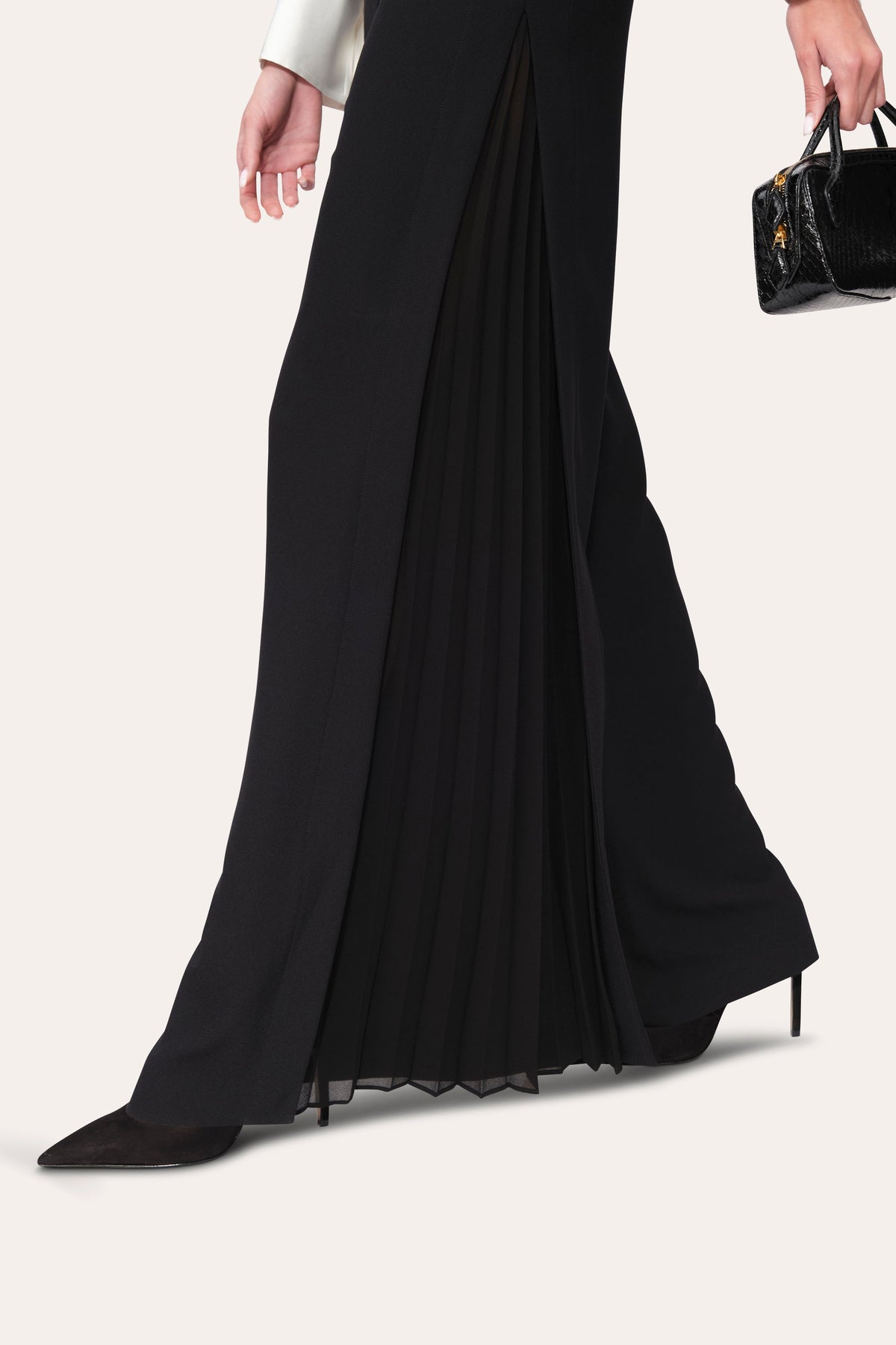 Elie Tahari Fluid Pleated Pant